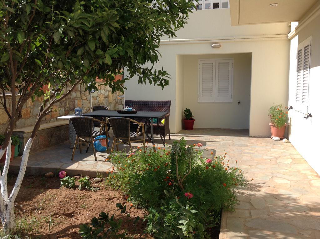 Stelios Apartments إسترو المظهر الخارجي الصورة